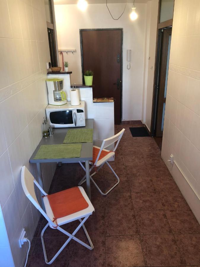 New Green Apartment Studio 1 Bukarest Kültér fotó