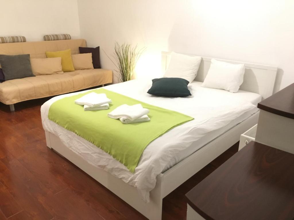 New Green Apartment Studio 1 Bukarest Kültér fotó