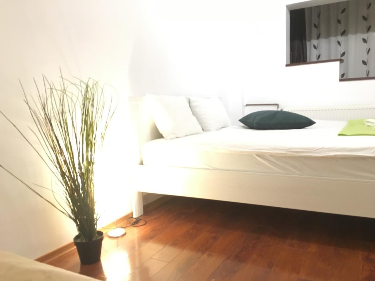 New Green Apartment Studio 1 Bukarest Kültér fotó